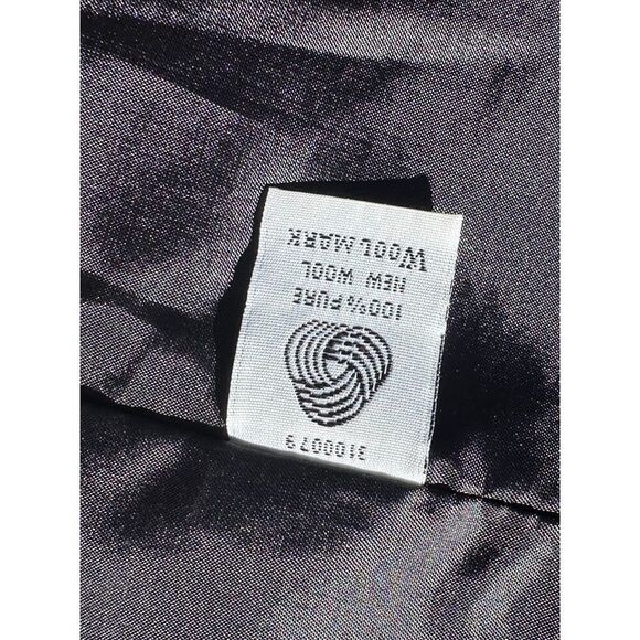 VTG Ladies Pendleton 100% Virgin Wool Gray Blazer 12P - Picture 12 of 12